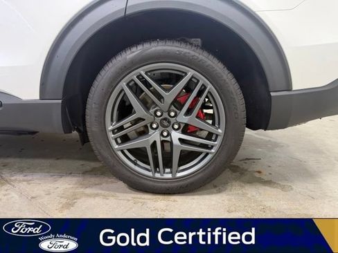 Certified 2025 Ford Explorer ST-Line w/ Premium Package AWD/4WD image 8