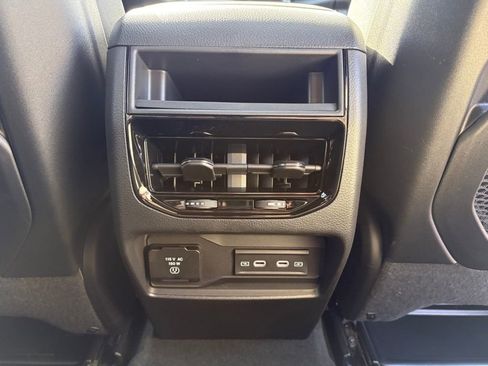 New 2026 Jeep Grand Cherokee Altitude AWD/4WD image 16