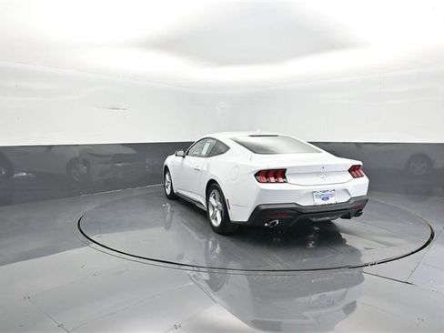New 2026 Ford Mustang Coupe image 5