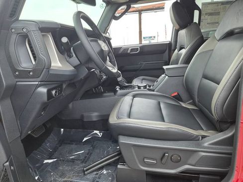 New 2026 Ford Bronco Outer Banks w/ Sasquatch Package AWD/4WD image 32