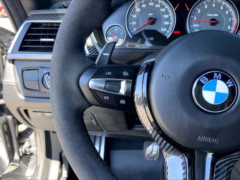 Used 2020 BMW M4 Coupe w/ Competition Package RWD image 23