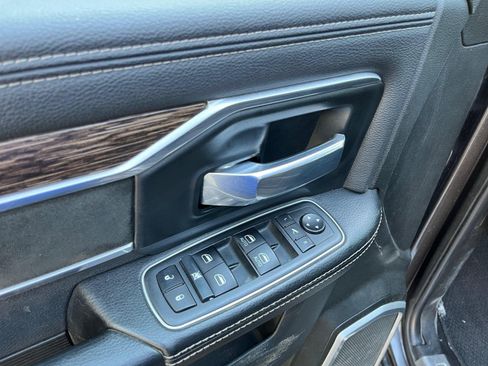 Used 2020 RAM 2500 Laramie AWD/4WD image 11