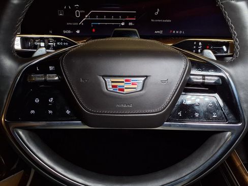 Certified 2025 Cadillac Escalade Sport Platinum AWD/4WD image 6