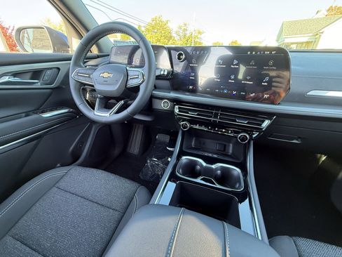 New 2026 Chevrolet Traverse LT image 28