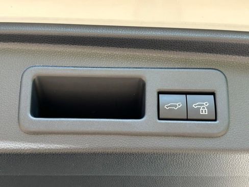 Certified 2025 Toyota 4Runner TRD Off-Road Premium w/ Tow Technology Package AWD/4WD image 7