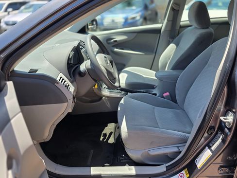 Used 2009 Toyota Corolla LE FWD image 19