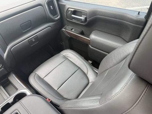 Used 2019 GMC Sierra 1500 SLT w/ SLT Premium Plus Package AWD/4WD image 27