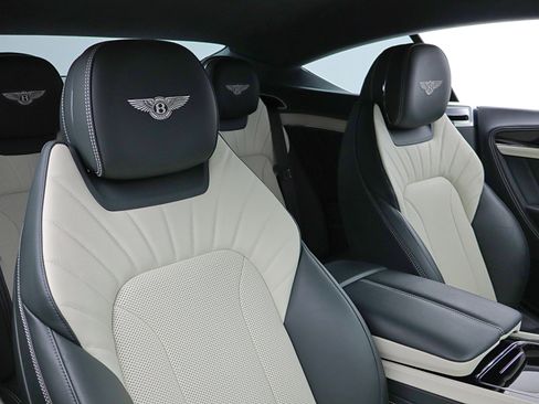 Used 2024 Bentley Continental GT V8 image 35