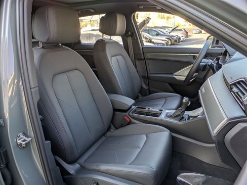 Used 2025 Audi Q3 2.0T Premium w/ Convenience Package image 28