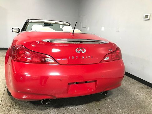 Used 2013 INFINITI G37 2d Convertible w/ Premium Pkg image 7