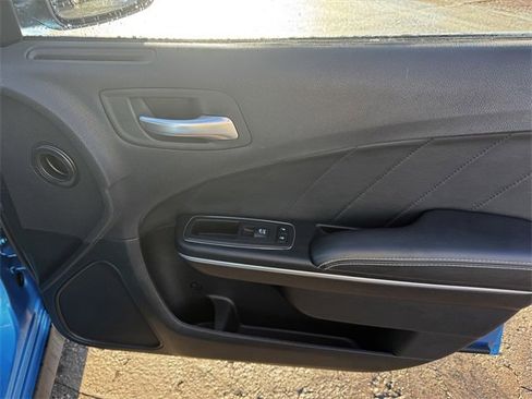 Certified 2018 Dodge Charger SRT w/ Harman/Kardon Audio Group image 13