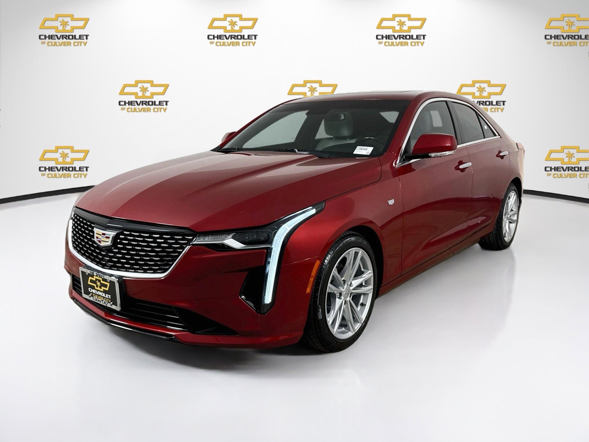 Used 2020 Cadillac CT4 Luxury w/ Sun And Sound Package RWD image 3