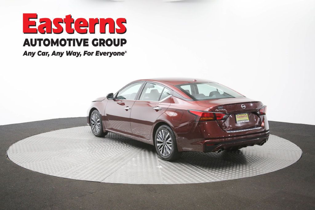 Used 2023 Nissan Altima 2.5 SV w/ SV Premium Package FWD image 70