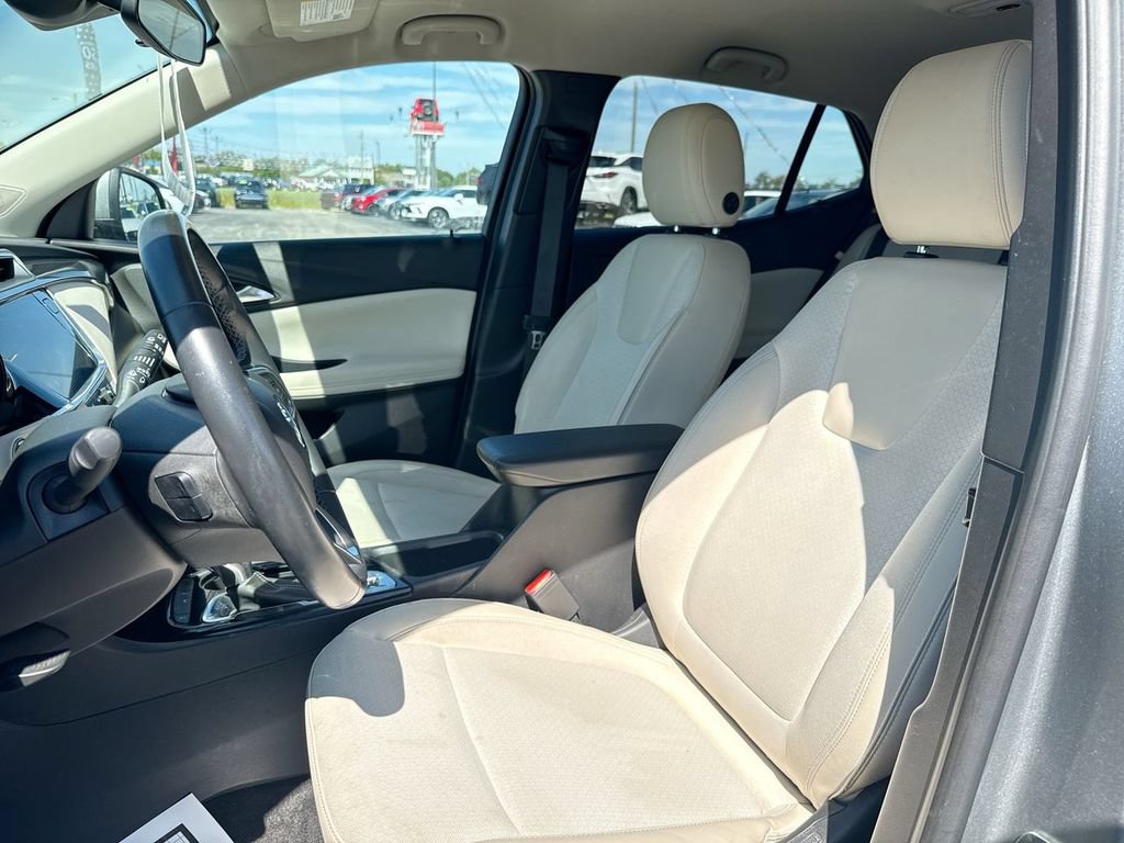 Used 2023 Buick Encore GX Preferred w/ Cold Weather Comfort Package FWD image 21