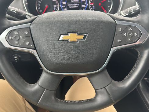 Used 2023 Chevrolet Traverse High Country image 14