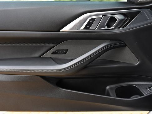 Used 2023 BMW M4 Competition w/ Executive Package image 17