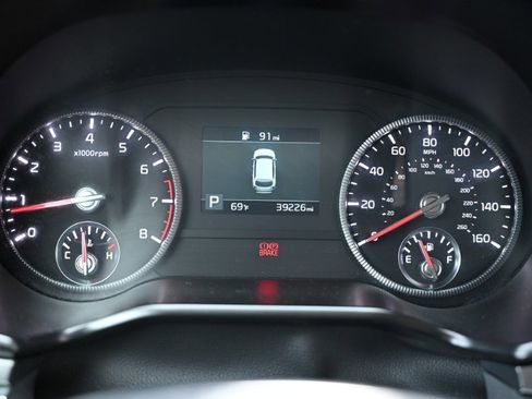 Used 2022 Kia Telluride LX image 24