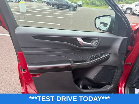 Used 2023 Ford Escape ST-Line w/ Equipment Group 301A FWD image 12