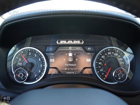 Used 2023 RAM 1500 Laramie AWD/4WD image 37