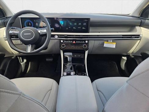New 2026 Hyundai Tucson SEL image 15