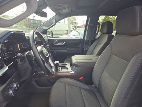 Used 2023 GMC Sierra 1500 Elevation w/ Preferred Package image 22