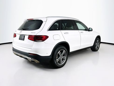 Used 2022 Mercedes-Benz GLC 300 4MATIC w/ Premium Package Lite image 9