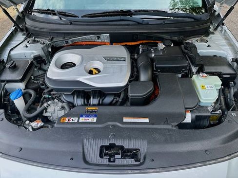 Used 2017 Hyundai Sonata SE FWD image 30