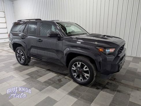 Used 2025 Toyota 4Runner TRD Sport Premium w/ Tow Technology Package image 5