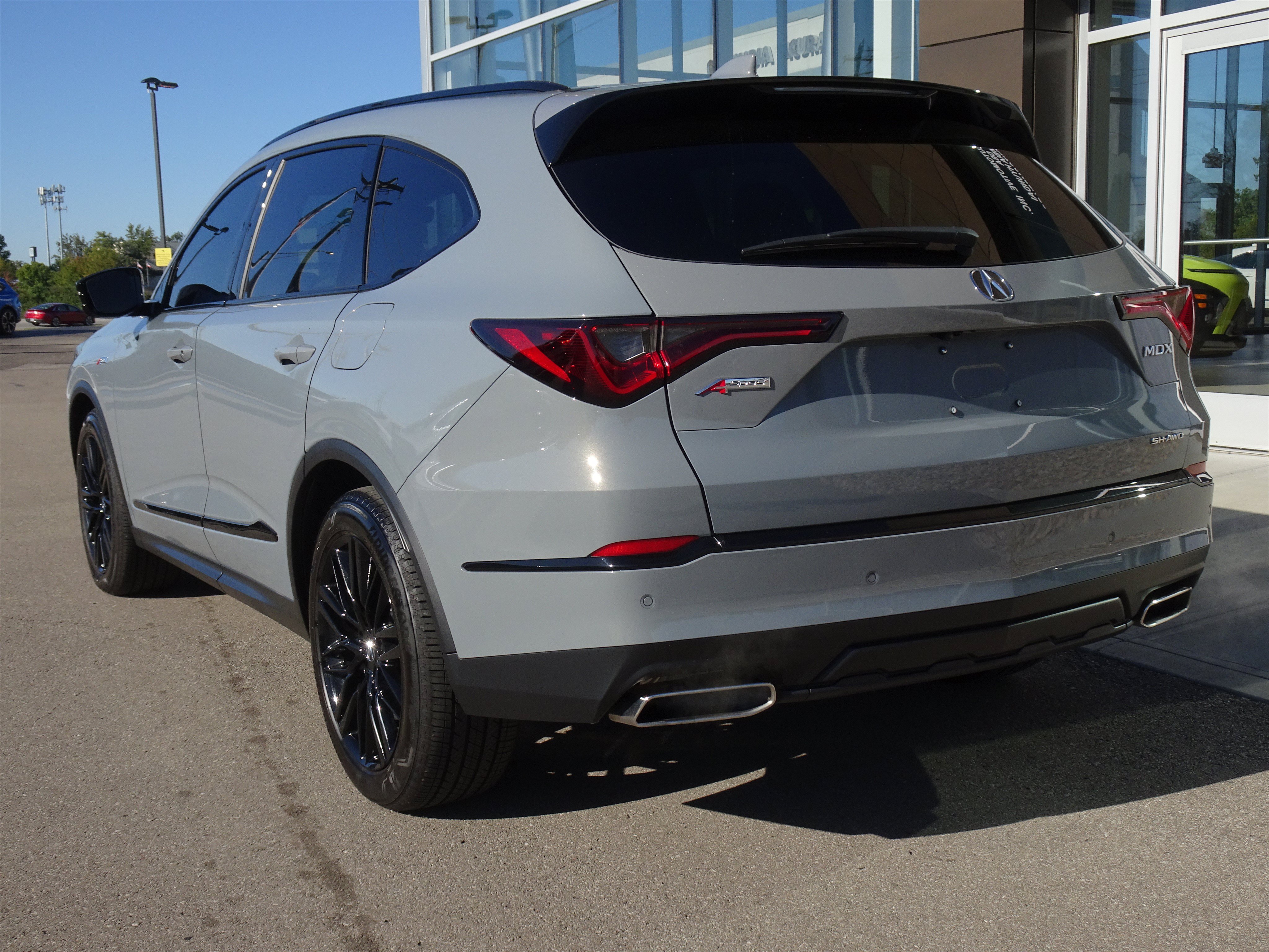 Used 2026 Acura MDX A-Spec w/ Advance Package AWD/4WD image 3