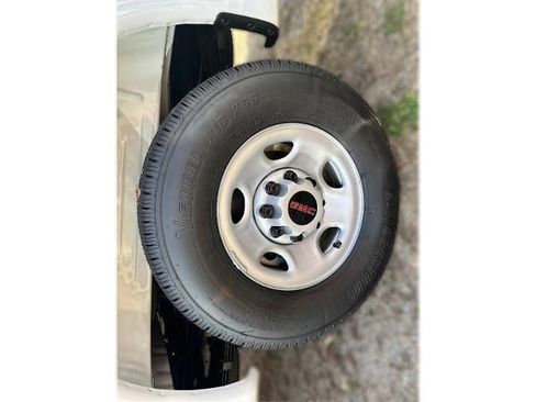 New 2025 GMC Savana 3500 Extended w/ Driver Convenience Package image 9