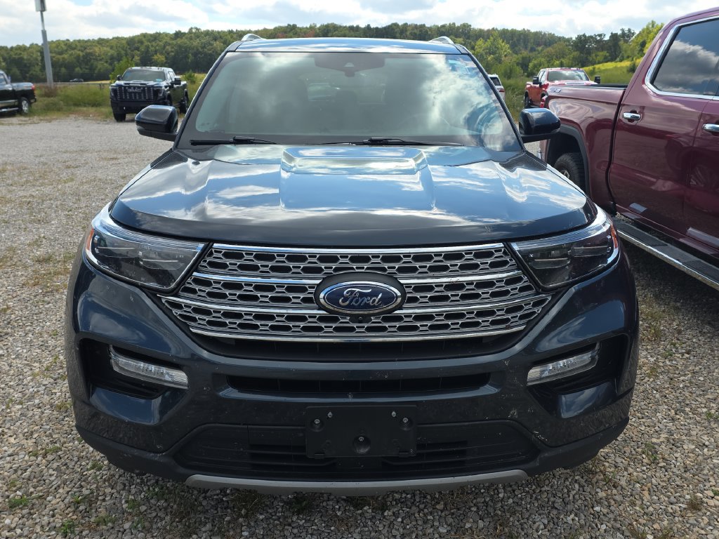 Used 2022 Ford Explorer Limited w/ Equipment Group 301A AWD/4WD image 2