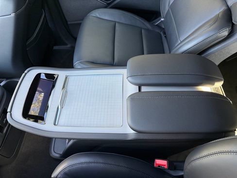 New 2025 Lincoln Navigator L Reserve w/ Jet Appearance Package image 23