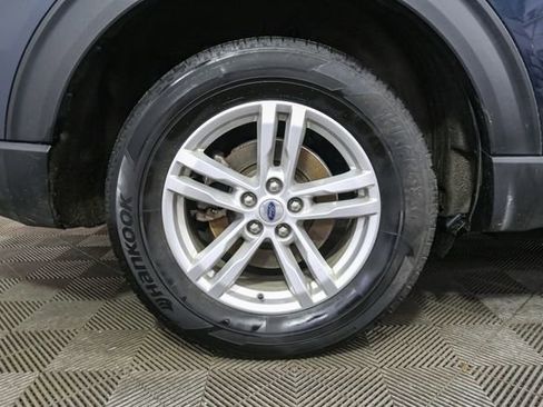 Used 2023 Ford Explorer XLT w/ Equipment Group 202A image 16