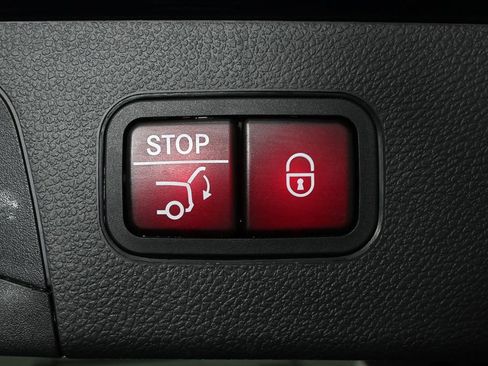 Certified 2022 Mercedes-Benz GLC 300 4MATIC image 30