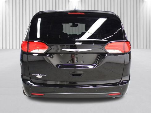 New 2026 Chrysler Voyager LX FWD image 4