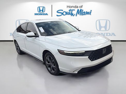 Certified 2023 Honda Accord EX image 1