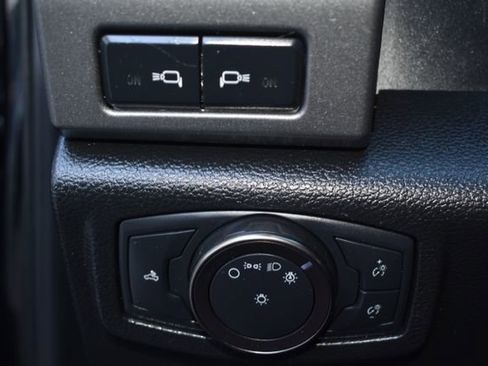 Used 2019 Ford F150 Raptor w/ Equipment Group 802A Luxury image 17