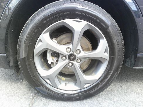 Used 2024 Ford Escape ST-Line image 13