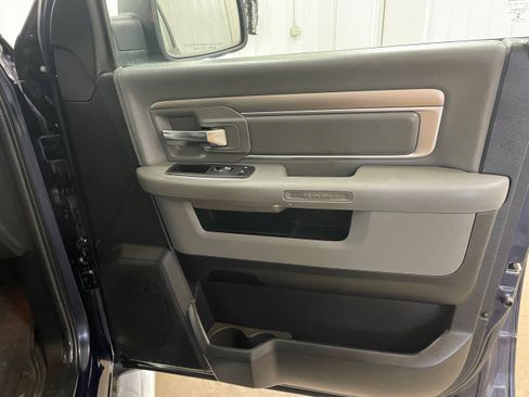 Used 2018 RAM 1500 Big Horn AWD/4WD image 29