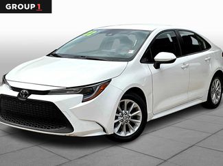 Used 2022 Toyota Corolla LE w/ LE Convenience Package image 1