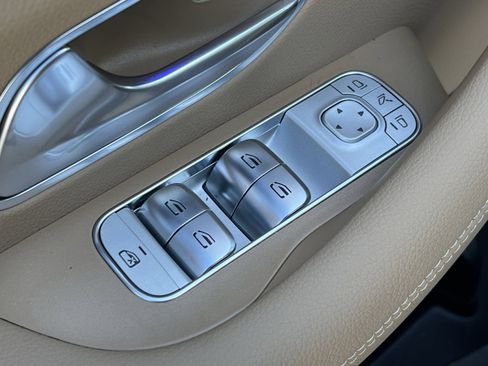 New 2026 Mercedes-Benz GLE 450e 4MATIC image 13