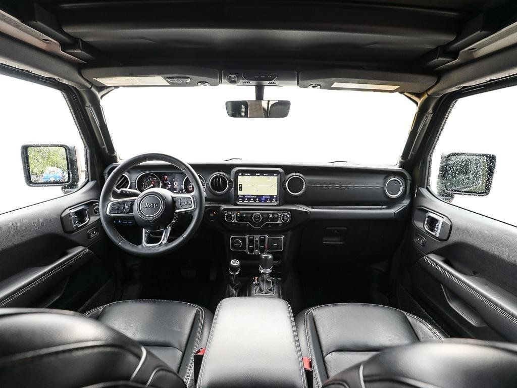 Used 2023 Jeep Wrangler Unlimited Sahara w/ Cold Weather Group AWD/4WD image 25