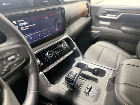 Used 2024 GMC Sierra 1500 Denali image 23