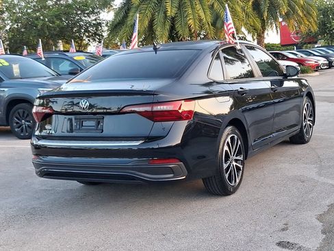 Used 2024 Volkswagen Jetta Sport FWD image 6