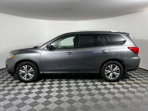 Used 2019 Nissan Pathfinder S image 8