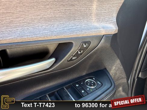 Used 2024 Toyota Grand Highlander Limited image 17