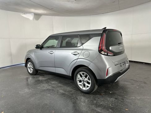 Used 2025 Kia Soul S image 6
