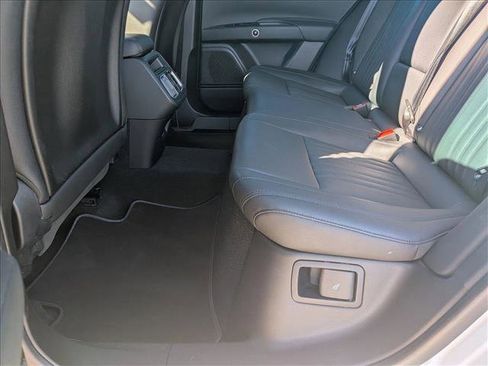 Used 2024 Maserati Grecale GT image 19