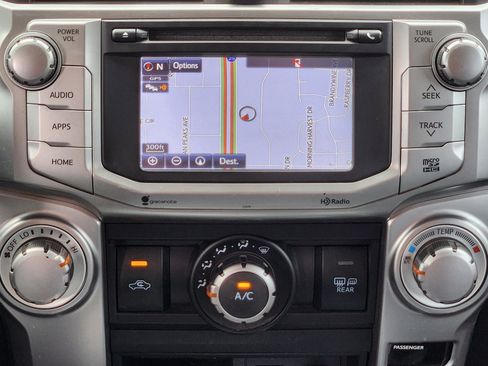 Used 2015 Toyota 4Runner SR5 Premium image 29