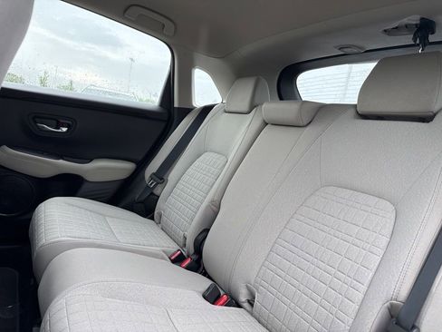 Used 2023 Honda HR-V LX image 10